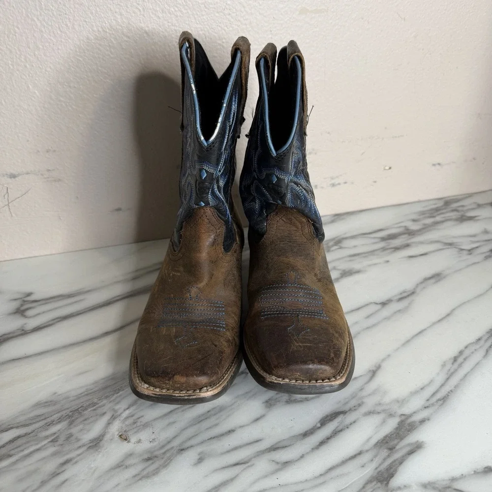 Ariat tombstone western